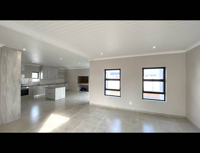3 BEDROOM HOUSE FOR SALE IN ATLANTIC SANDS PRIVATE ESTATE